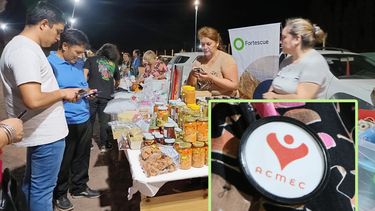 Las integrantes de ACMEC, durante su participación en la Fiesta de los Enamorados.
