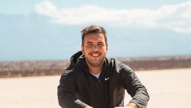 Gerardo Cáceres, el sanjuanino que quiere enseñar historia de una forma diferente.