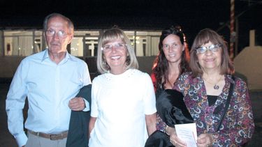 Fallas a puro color y música en el Centro Valenciano