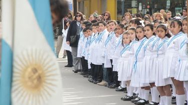 Con más de 400 chicos, Albardón celebró su jura de bandera