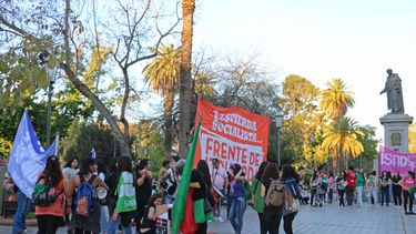 Hubo pañuelazo a favor del aborto en las calles del centro sanjuanino Hubo pañuelazo a favor del aborto en las calles del centro sanjuanino