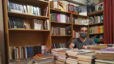“Athropos”: el boom de las tiendas virtuales de libros en San Juan