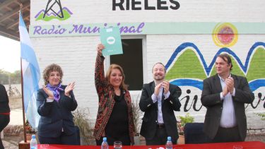 FM 105.9, la radio de Rivadavia