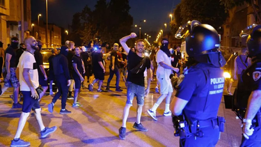 España: cómo es el grupo que llama a la caza del moro