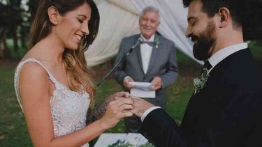 Con algunas restricciones, regresan los bautismos y casamientos en San Juan