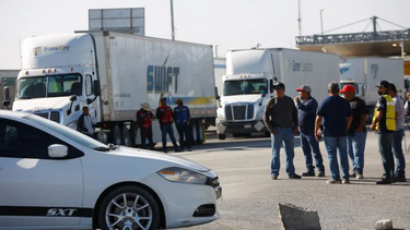 Al menos 46 migrantes fueron hallados muertos en un camión en EEUU