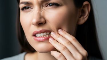 Pulpitis aguda: qué es y por qué provoca un dolor dental extremo