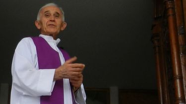 La bomba del padre Paquito: dijo que Delgado debe irse y ya piensa en el próximo obispoMonseñor Delgado se defiende: Brozina miente e inventó una gran novela