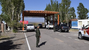 El Paso de Agua Negra, con incremento récord de turistas que lo usan.