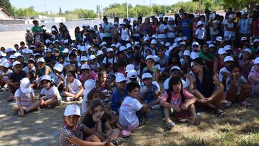 En las colonias de verano, los chicos aprenden normas de seguridad vial