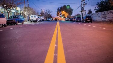 Inauguraron asfalto y vestuarios en el Club Deportivo Villa Hipódromo