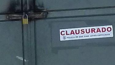 Un conocido boliche de Angaco y un bar de Santa Lucía fueron clausurados