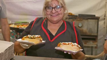 Variado y barato es el menú gastronómico en la Feria de Artesanías