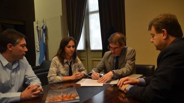 Los Teatros del Bicentenario y Colón se unen por el intercambio cultural