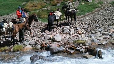 Luego de varias caídas, sopaipillas y yerbeado para terminar la jornada