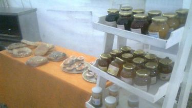 Artesanías locales se suman a la propuesta del Cerro Tres Marías