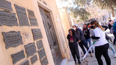 Cómo es el negocio inmobiliario detrás de los mausoleos del cementerio de la Capital