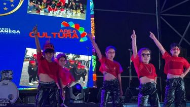 Las escuelas y talleres municipales de 9 de Julio despidieron el año a pura fiesta