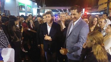 Dos escuelas, agua potable, iluminación y cancha de bochas para Pocito