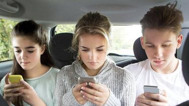 Las redes sociales están muy presentes en la vida de los adolescentes.