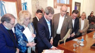 Con fondos mineros, prometen terminar con los cortes de agua en Jáchal