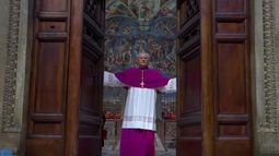 A las 11:30 hora argentina se cerraron las puertas y comenzó la votación para elegir al sucesor del papa Francisco.