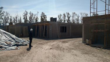 La dirección de Arquitectura supervisa obras en departamentos