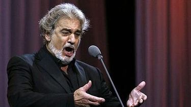 ¿Plácido Domingo para inaugurar el Teatro?