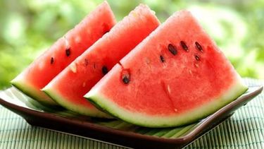 Consejos: nueve alimentos que hidratan mejor que el agua