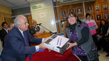 Las escuelas ganadoras del sorteo maratonista ya tienen su premio