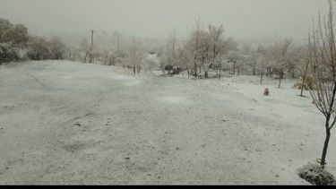Nieve y paisajes de ensueño en Barreal, Bauchazeta y Pedernal
