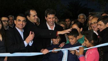 Luego de 33 años, el primer Lote Hogar tiene pavimento