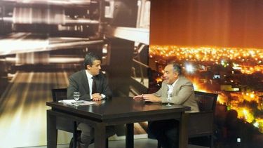 Tello: Me gustaría que esté planteada la reelección indefinida de los intendentes
