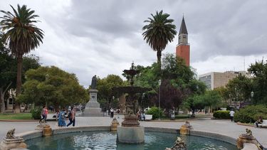 Viento, frío y lluvia de otoño: así estará el primer día de abril en San Juan