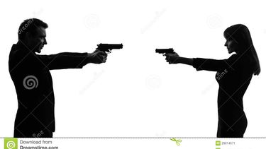 Las modelos se posicionan en la pelea de los managers