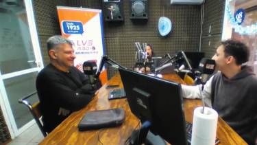 Leandro Santandreu se incorporó a la mañana de Radio Sarmiento en el programa Acento en la Noticia que conduce Juan Pereyra.