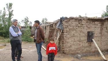 En Zonda asistieron a las familias afectadas por la lluvia