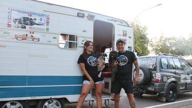 Son de Buenos Aires, se hartaron de la vida rutinaria y se lanzaron a conocer el Mundo: pasaron por San Juan