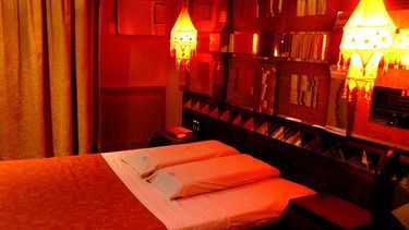 Imaginación en tiempos de crisis: los telos sanjuaninos te regalan un sandwich de jamón cocido