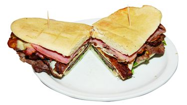 Cuáles son los tres platos que los sanjuaninos prefieren cuando salen a comer