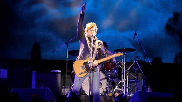 Ciro y Los Persas arrancaron con las primeras gotas