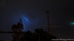 Alerta por tormentas para la madrugada del lunes