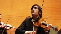 Xavier Inchausti deleitó con su violín
