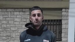 Tensión en Capital por un ladrón armado que apuntó a un policía Tensión en Capital por un ladrón armado que apuntó a un policía