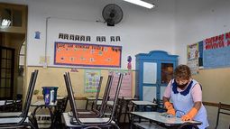 El Ministerio de Educación convocó a porteros y administrativos a presentar la facturad de junio