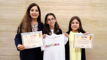 Alumnas del colegio María Auxiliadora ganaron un concurso nacional de escritura