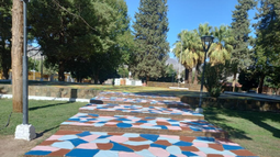 Cinco caballos fueron encontrados deambulando por una de las plazas principales de Calingasta.