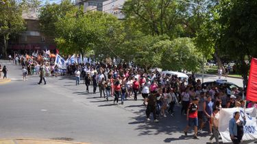 En San Juan también marcharon contra el DNU de Javier Milei