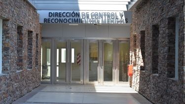 Atención: cambiarán el horario para hacer cartillas médicas